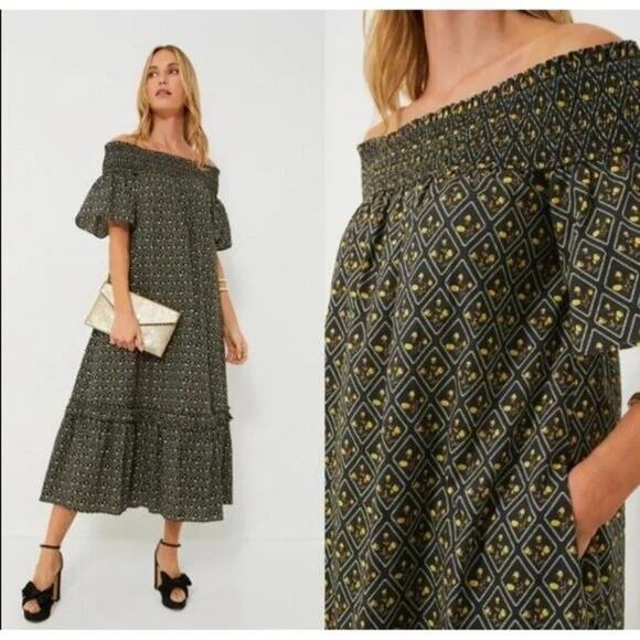 TUCKERNUCK Black Shirred Capri Dress - Picture 3 of 5